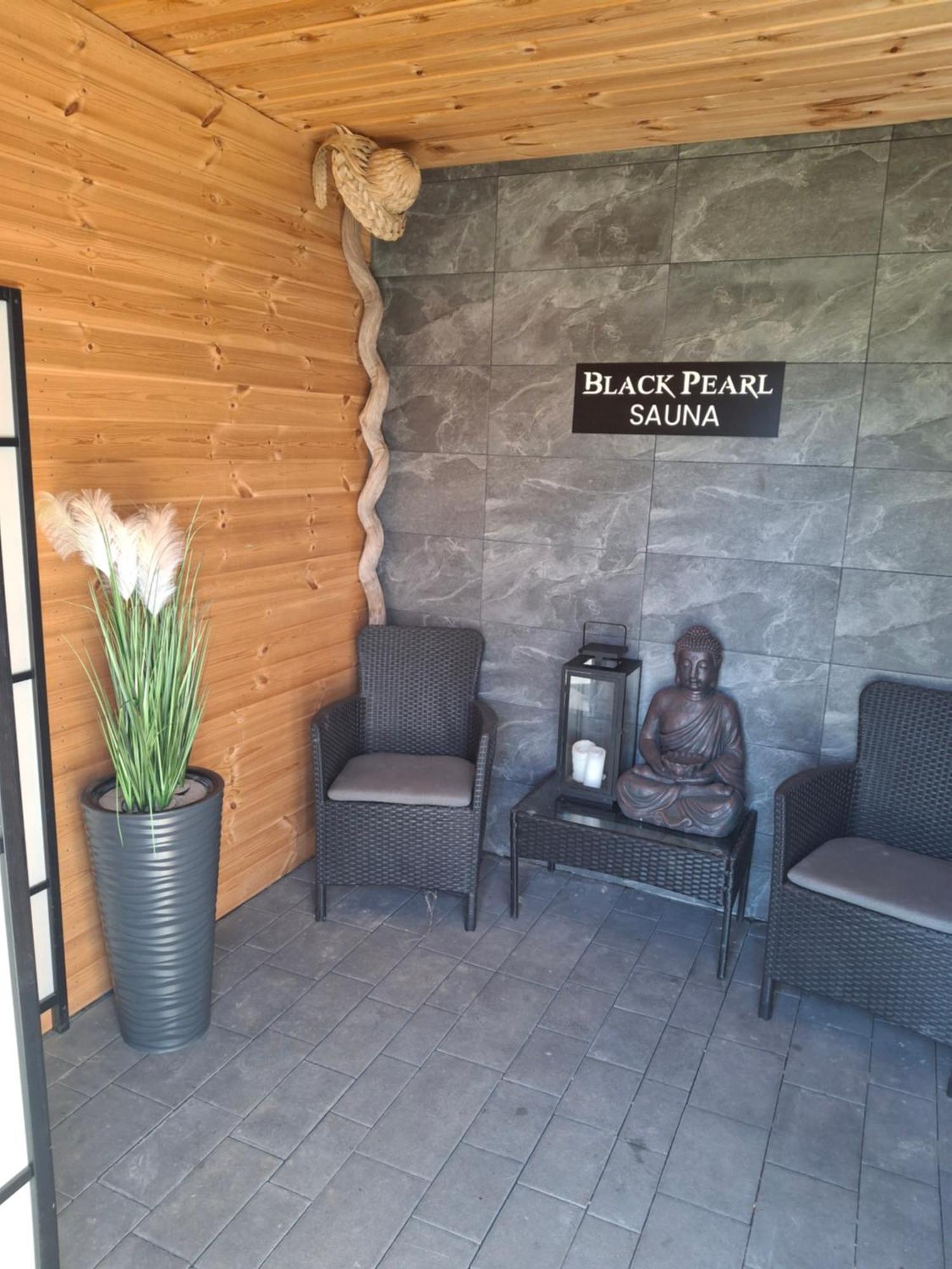 Domki Black Pearl Mielno Basen Sauna Jacuzzi المظهر الخارجي الصورة
